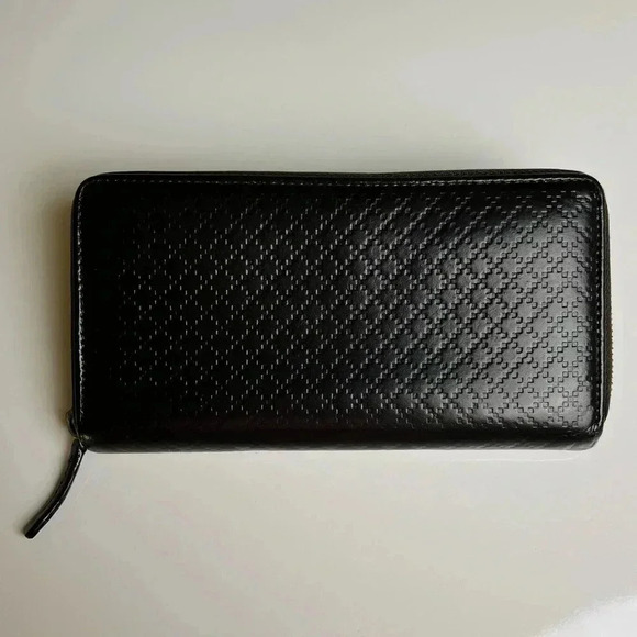 Gucci Diamante Leather Round Zipper Long Wallet - Picture 1 of 8